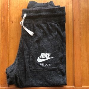 Nike Heathered Joggers